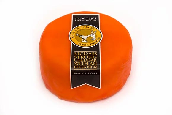 A full flavoured Extra Mature Cheddar, which has been lovingly smoked over oak and beechwood chippings.